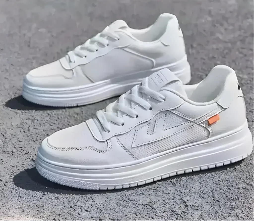 White sneakers (IND-6)